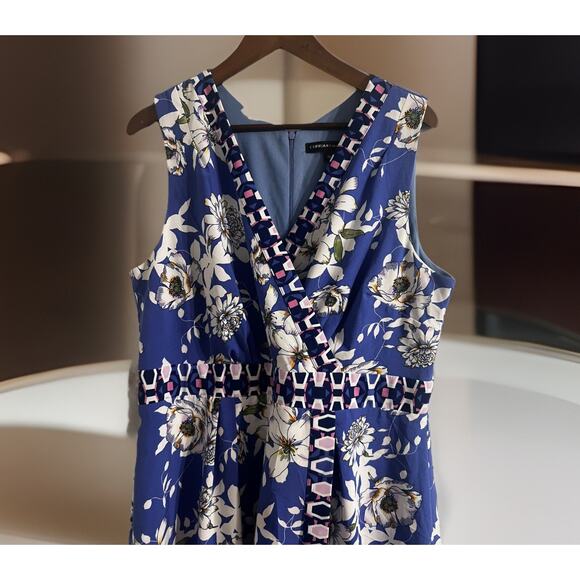 Chris McLaughlin Sleeveless Blue Floral Print V Neck Size 16 Blue Colorful - Picture 2 of 8